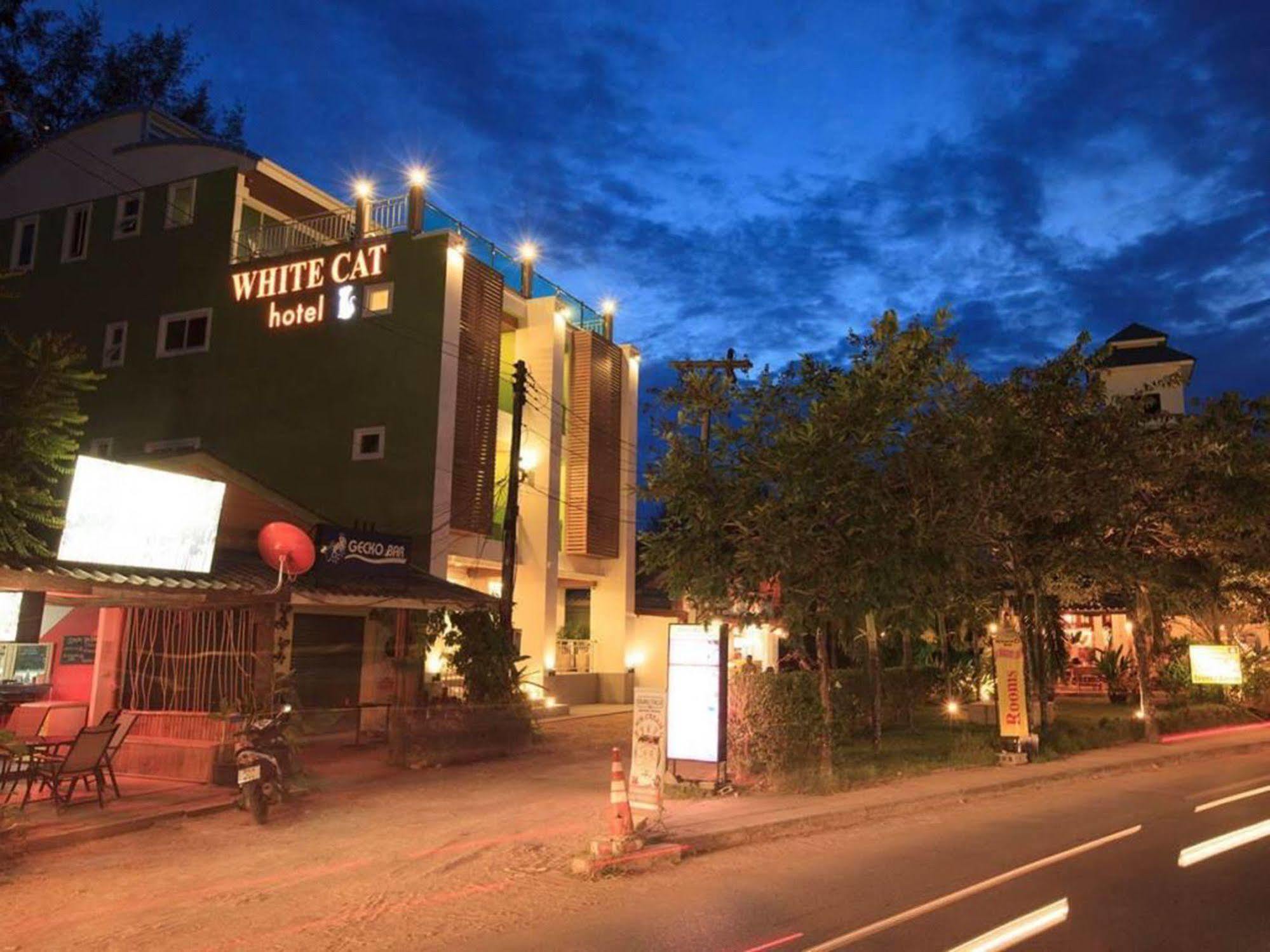 White Cat Hotel Khao Lak Esterno foto